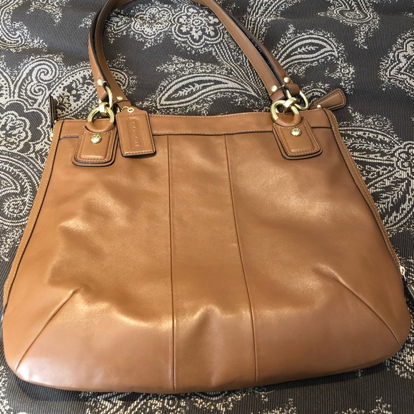 VINTAGE COACH HANDBAG - Picture 9 of 16